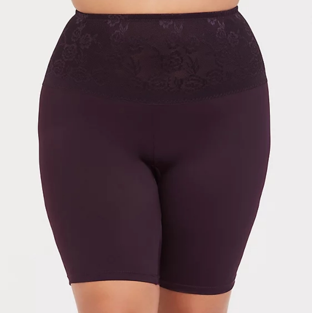 Microfiber 360° Smoothing High Waist Short